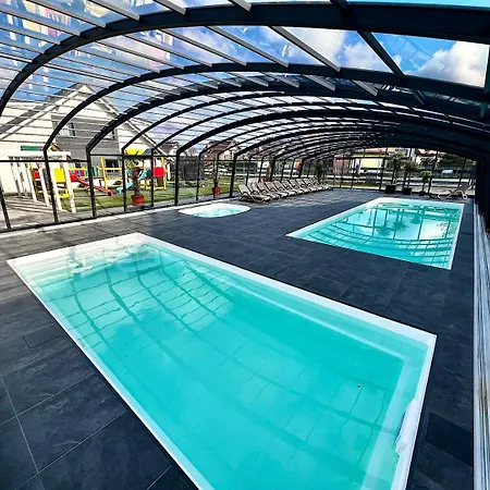 Kotwica Park - 3 Podgrzewane Baseny Pod Kopula Władysławowo