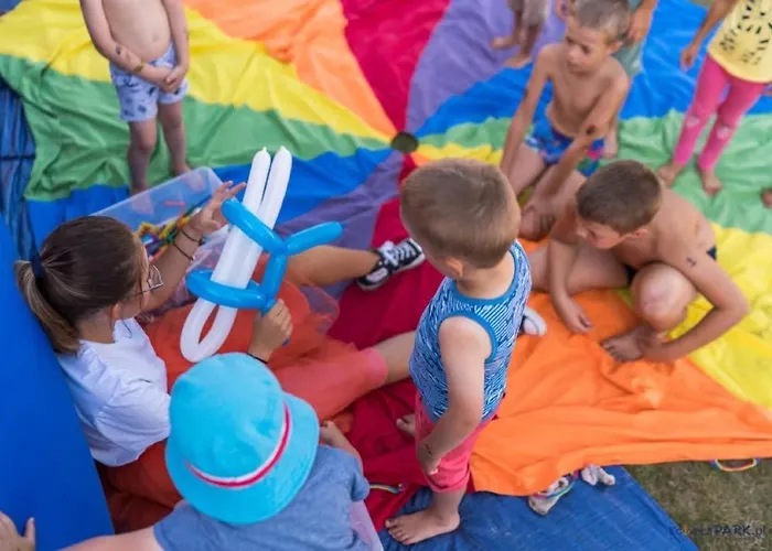 شقة Kotwica Park - 3 Podgrzewane Baseny Pod Kopula