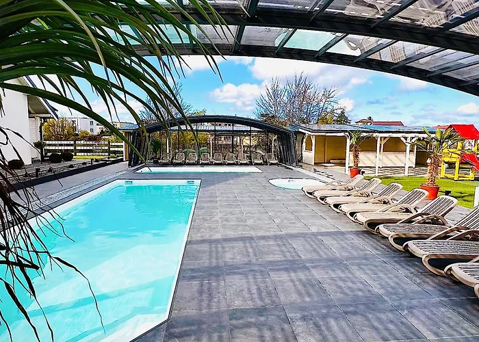 Kotwica Park - 3 Podgrzewane Baseny Pod Kopula *