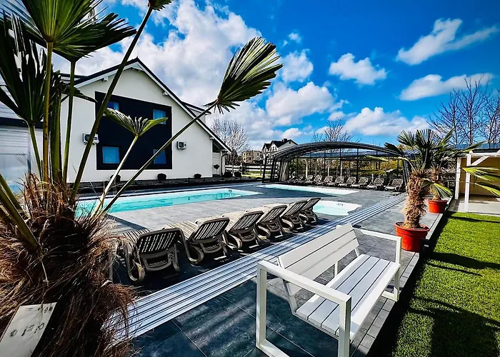 Kotwica Park - 3 Podgrzewane Baseny Pod Kopula